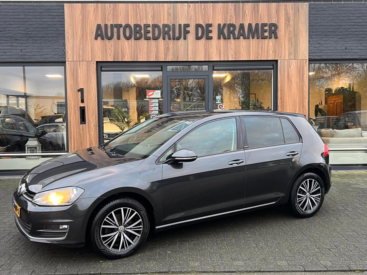 Volkswagen Golf 1.2 TSI Connected Series