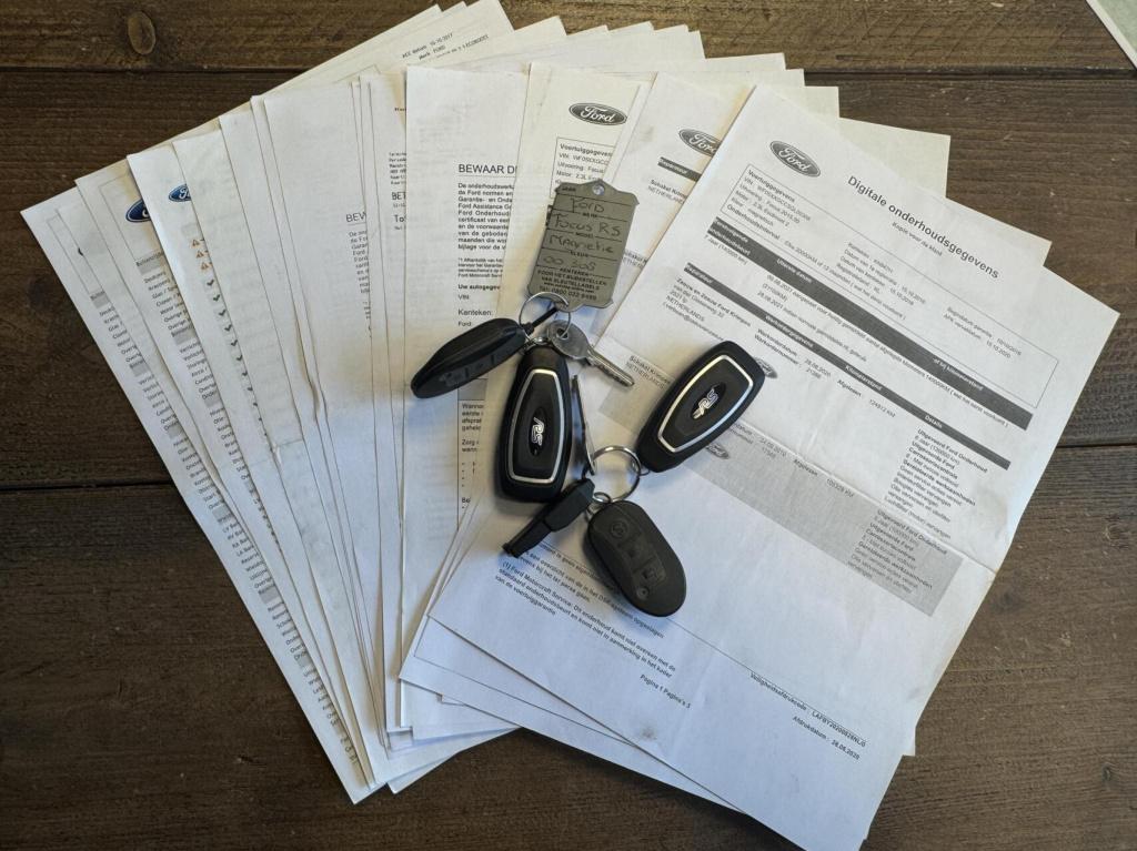 Ford Focus 2.3 rs orig nl schaalstoelen "clubsport"