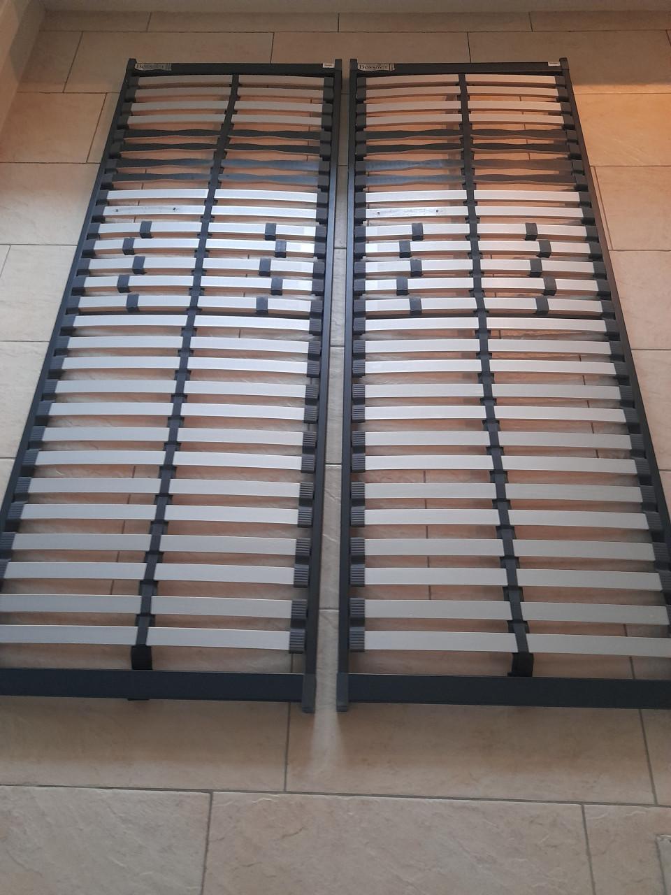 2 x 70 x 200 Bossflex  Lattenbodems (in goede nette staat )