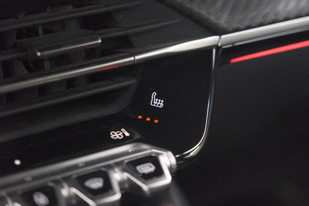 Peugeot 208 1.2 hybrid 145 e-dcs6 gt | alcantara pakket | camera | apple ca