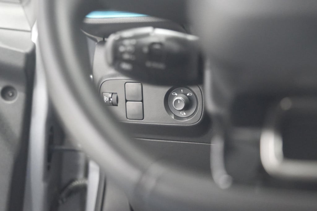 Citroen C3 puretech 110 eat6 shine | camera | navigatie | parkeersensoren |