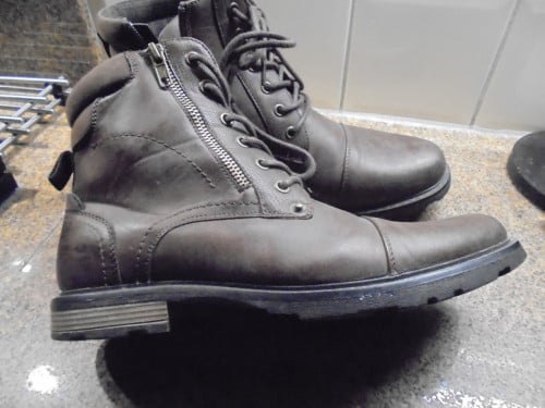Schoenen, halfhoog met sierrits