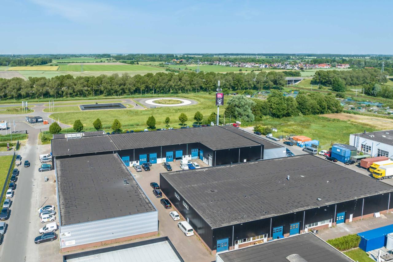 TE HUUR | Bedrijfsruimtes met kantoor in Goes