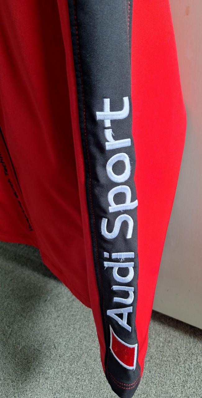 Audi softshelljas jack