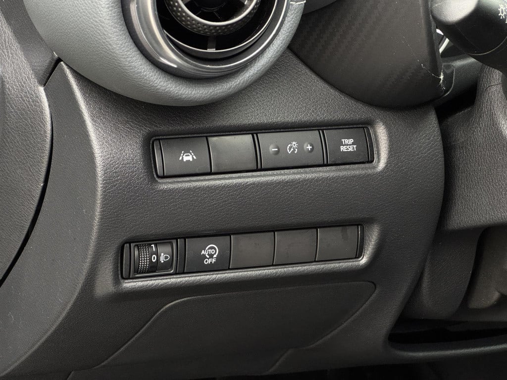 Nissan Juke 1.0 dig-t n-connecta trekhaak, lage km-stand!
