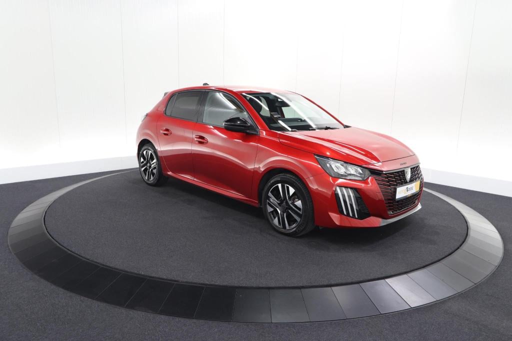 Peugeot 208 puretech 100 allure | camera | navigatie | parkeersensoren | ap