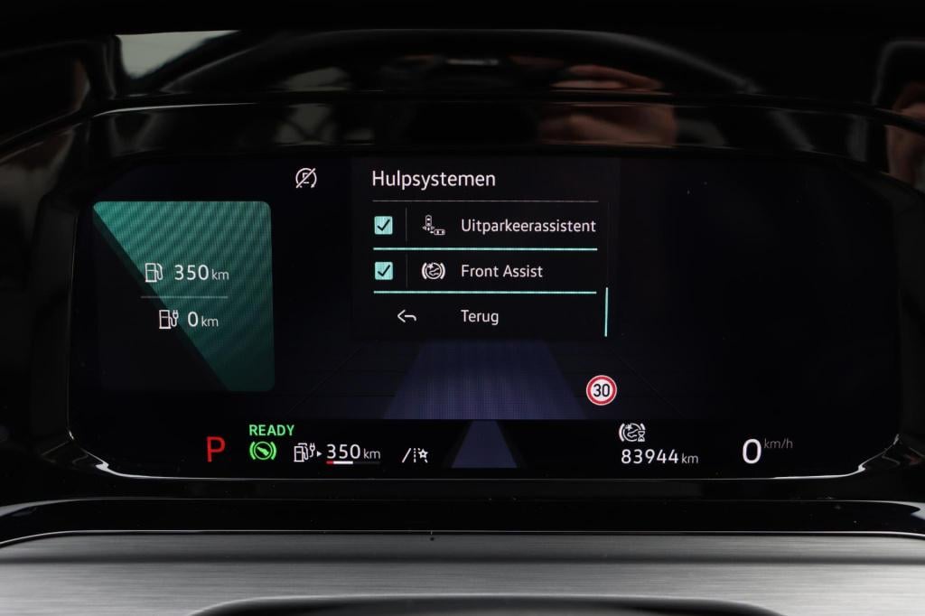 Volkswagen Golf 1.4 ehybrid style 204pk dsg6 | soh 89,8% |