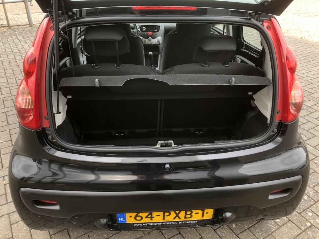 Peugeot 107 1.0-12v millesim 200