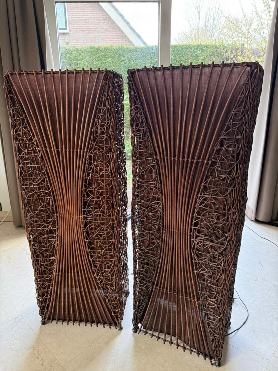 2 vintage rattan / wicker vloerlampen