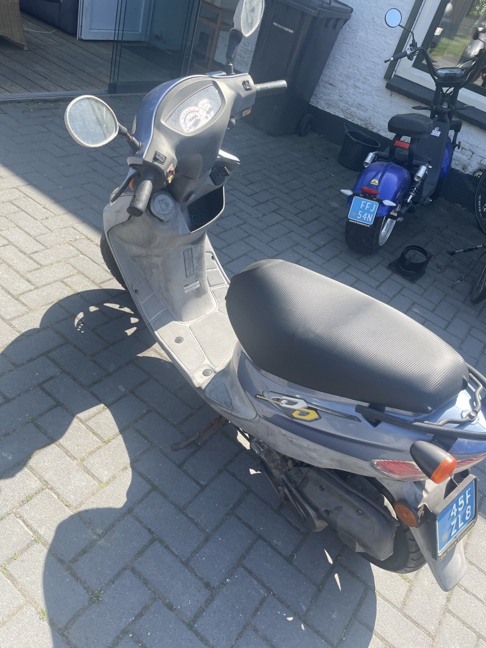 Sym DD scooter, tweetakt.