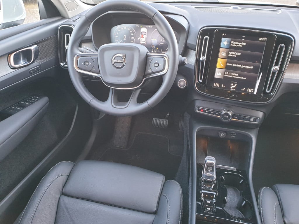 Volvo XC40 1.5 t4 recharge inscription