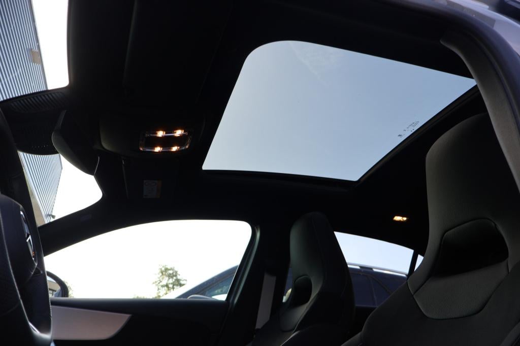 Mercedes-Benz A-Klasse 250 e amg line i panoramadak i camera i distronic i 