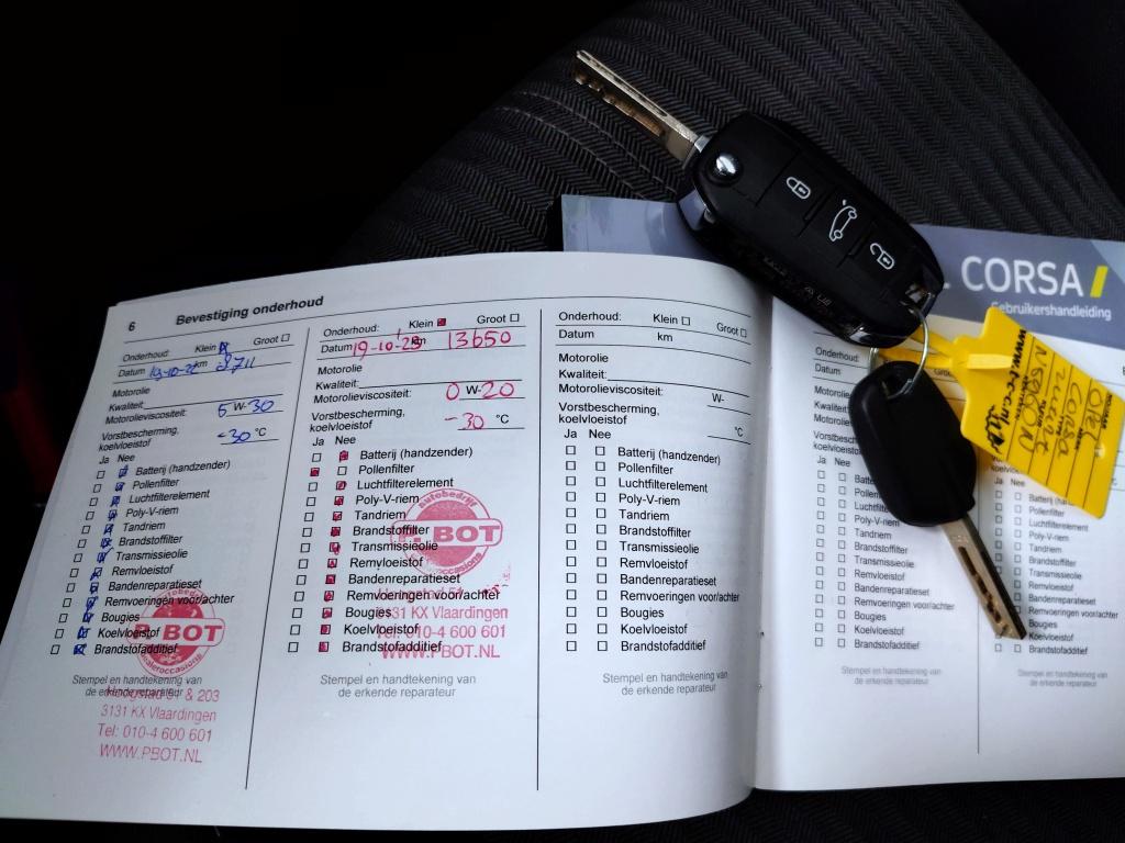 Opel Corsa 1.2 edition automaat