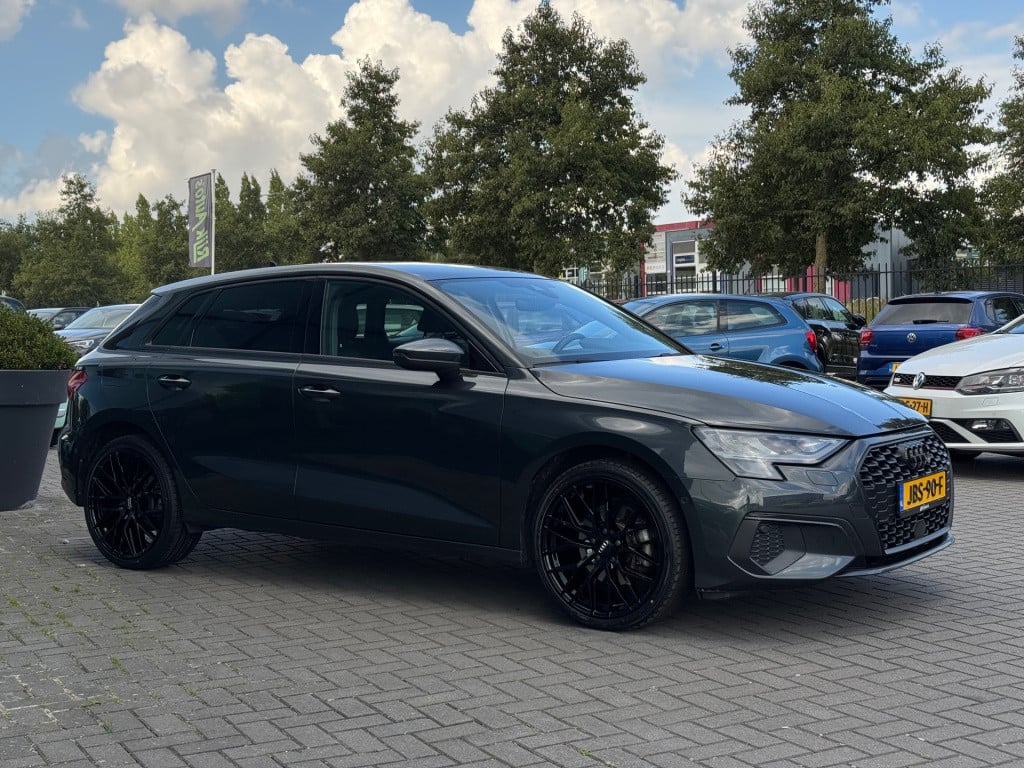 Audi A3 sportback 40 tfsi e edition * stoelverwarming * camera * adaptive c