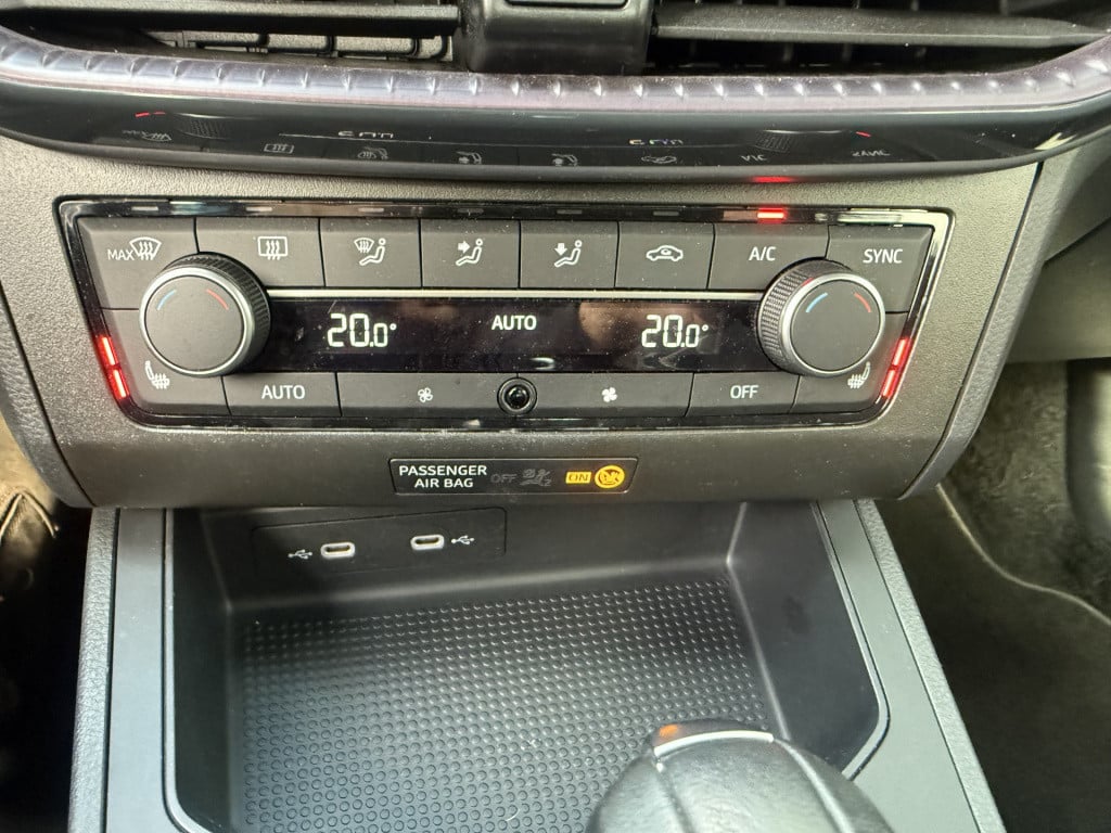 Seat Ibiza 1.0 ecotsi style business connect 5-drs