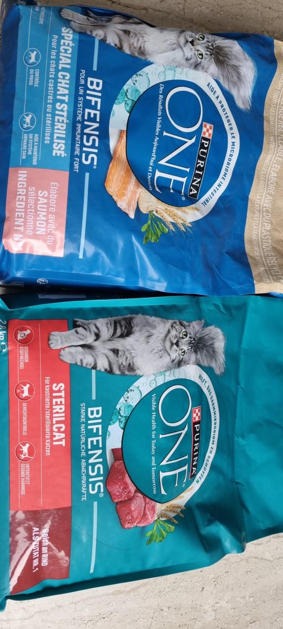 9 zakken Purina One Bifensis Kattenvoer droog