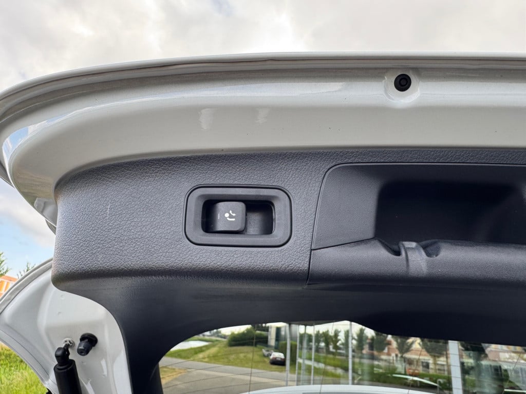 Mercedes-Benz Gla-klasse 200 business solution amg automaat /wegklapbare tr