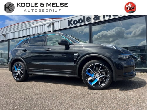 Lynk & Co 01 1.5 261pk plug in hybrid , panodak , carplay