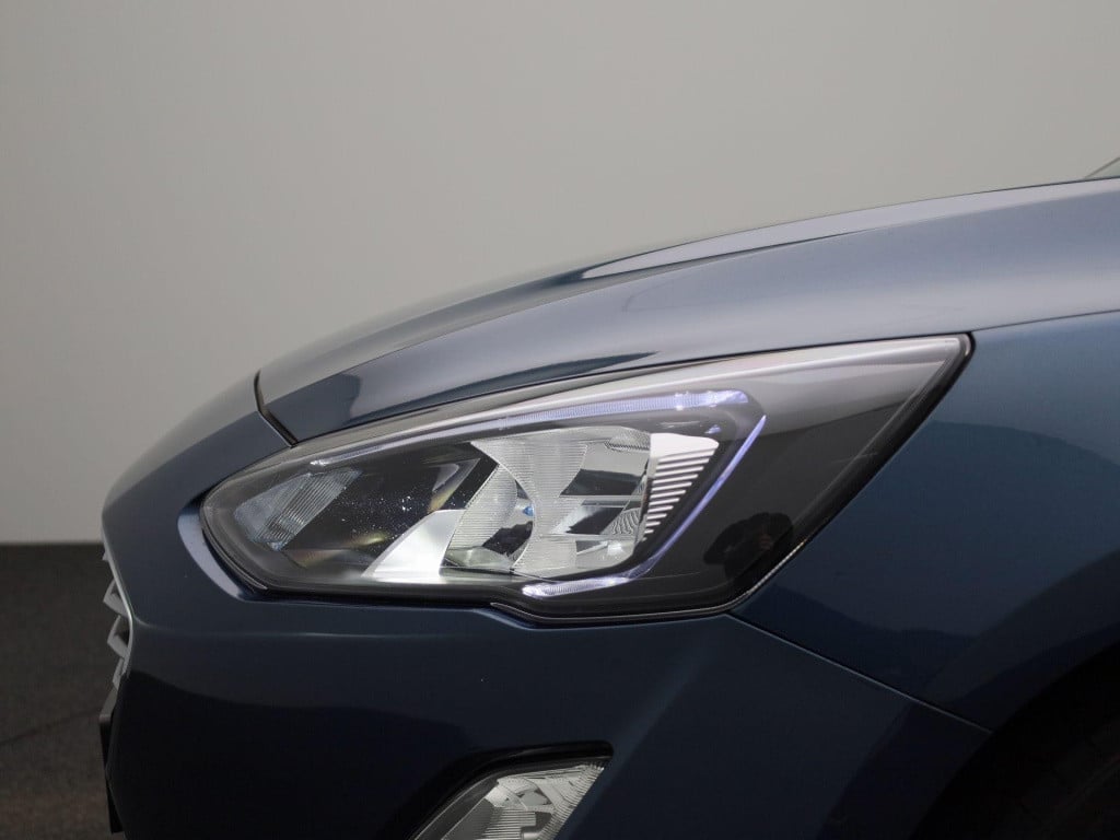 Ford Focus wagon 1.0 ecoboost hybrid trend edition business | lmv | camera 