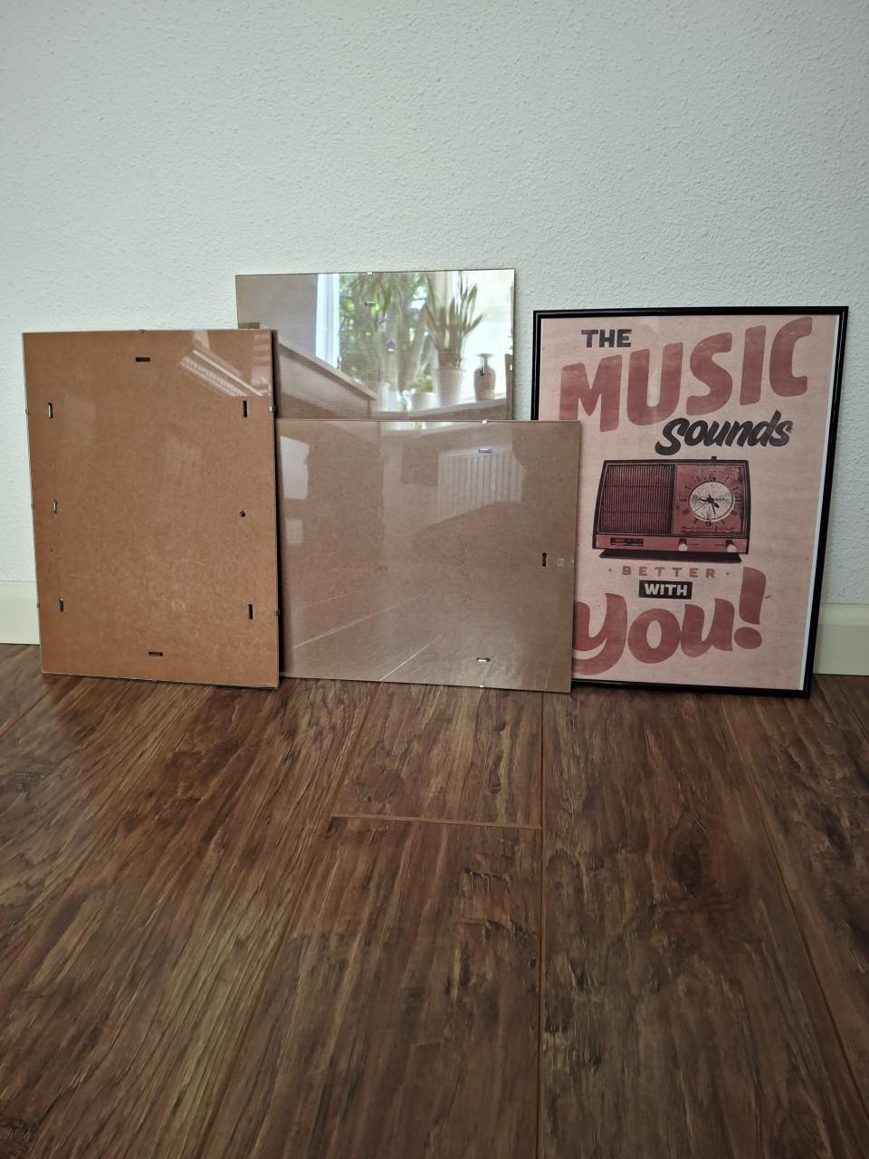 4 grote lijsten en 2 kleine lijstjes