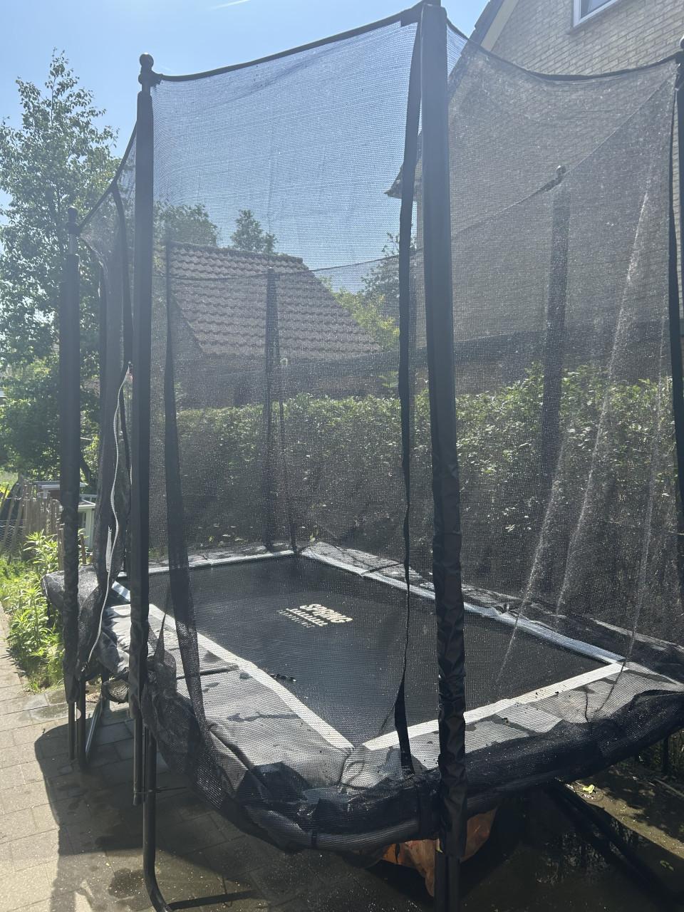 Trampoline