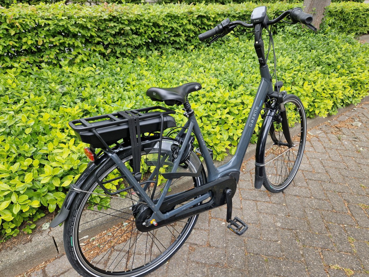 Schitterende Gazelle Orange met Bosch middenmotor