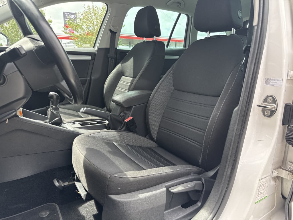 Skoda Octavia combi 1.0 tsi ambition business | nl-auto | navi | carplay | 