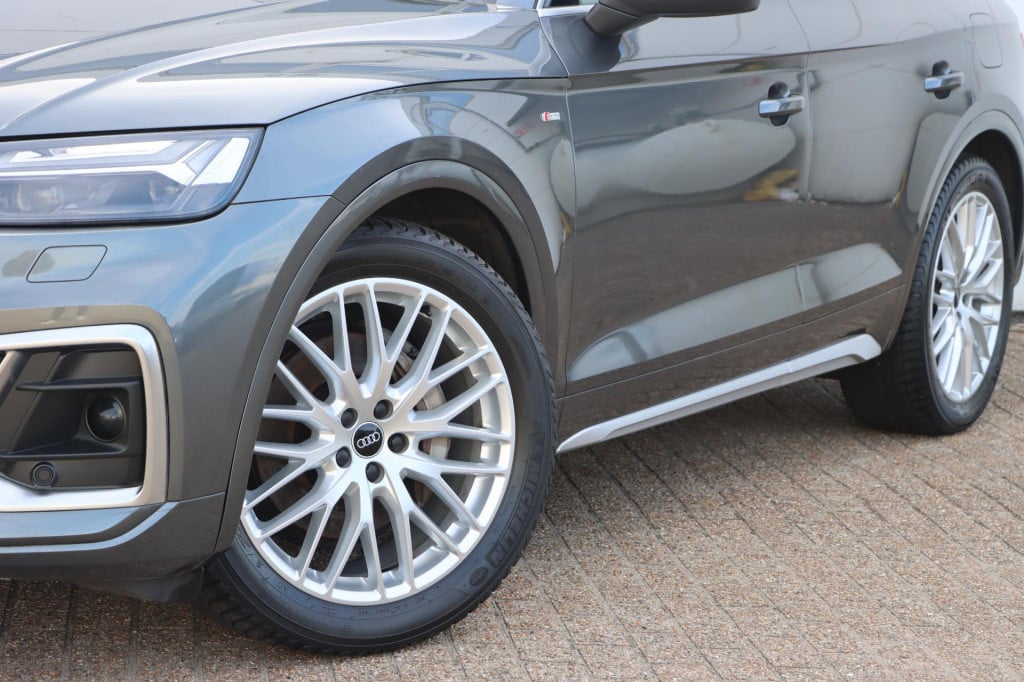 Audi Q5 sportback 55 tfsi e quattro s edition competition 367pk