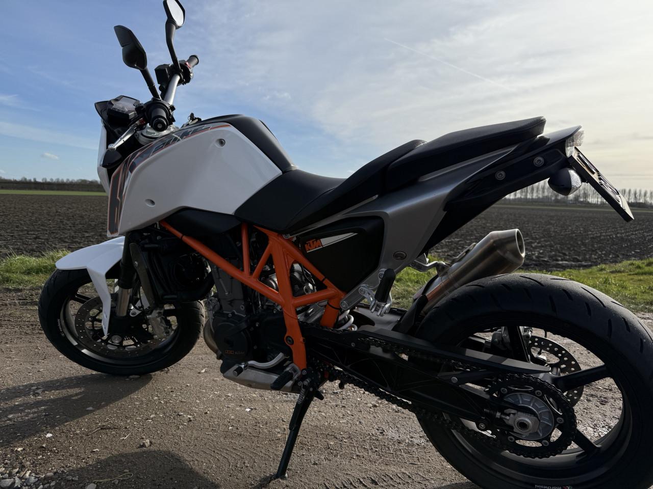 KTM Duke 690 2012