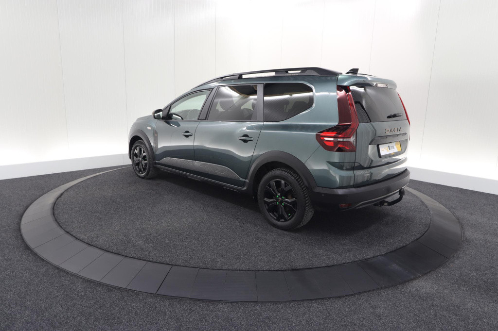 Dacia Jogger 1.6 hybrid 140 extreme | 5 zitplaatsen | trekhaak | camera | d