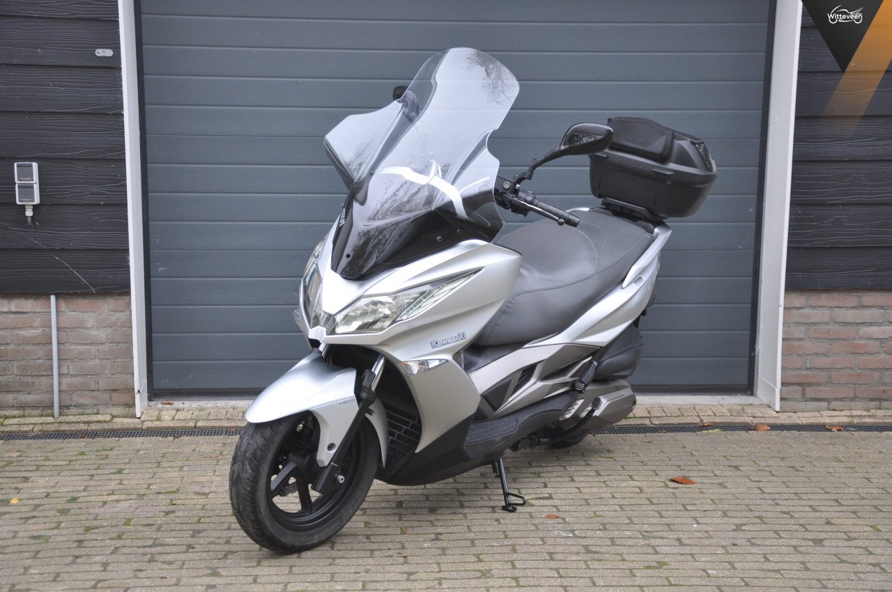 Kawasaki J300 ABS Nette scooter