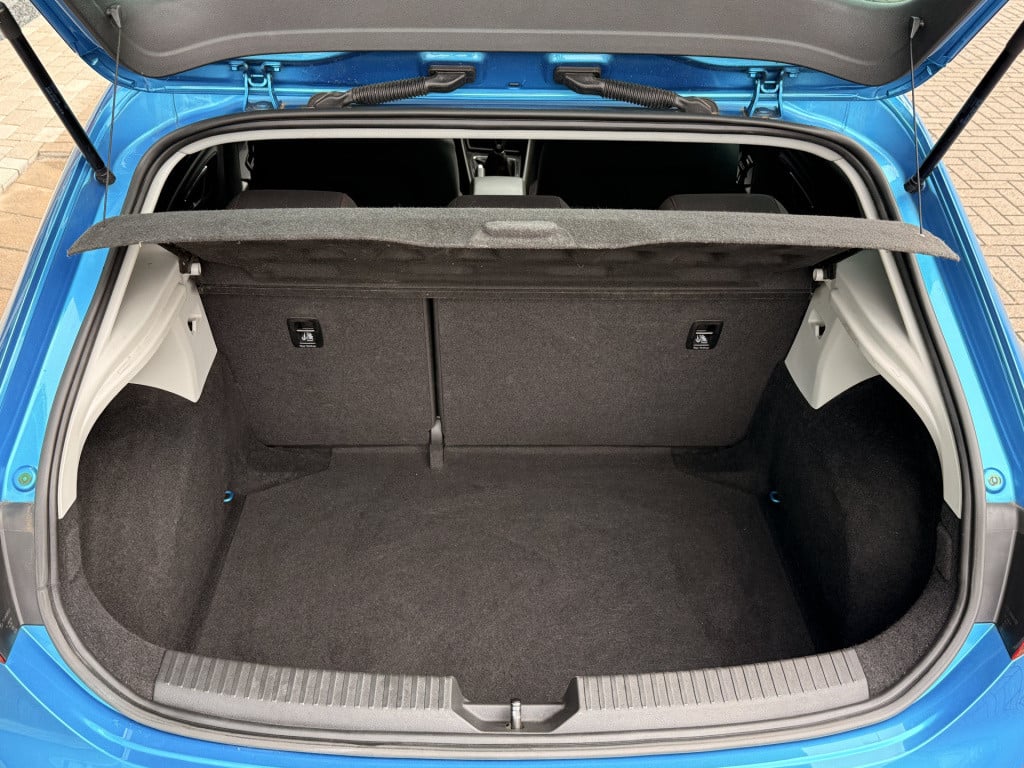 Seat Leon 2.0 tdi fr | led | navi | cruise | dab | stoelverwarming | blueto