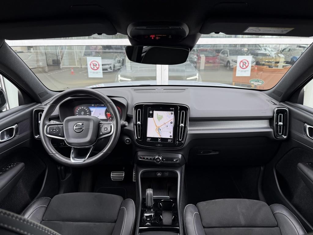 Volvo XC40 t5 262pk recharge r-design| adap.cruise| trekhaak| camera| keyle