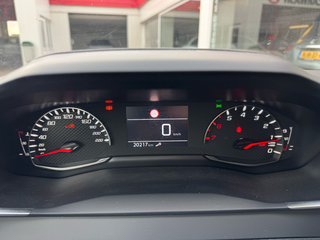 Peugeot 2008 1.2 puretech active