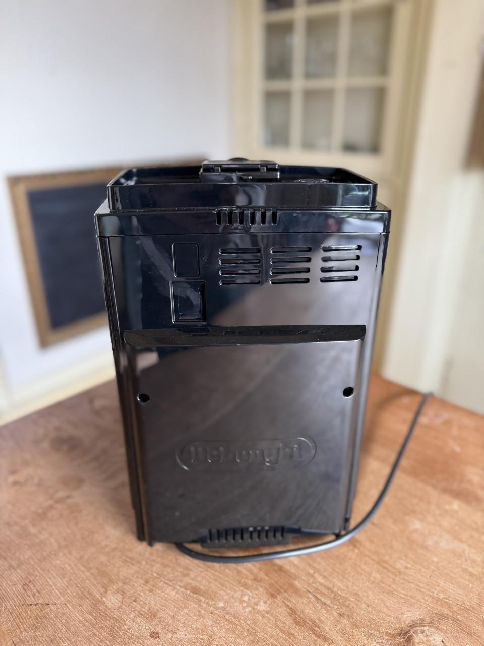 DeLonghi ECAM20110B Koffiezetapparaat - Zo goed als nieuw!