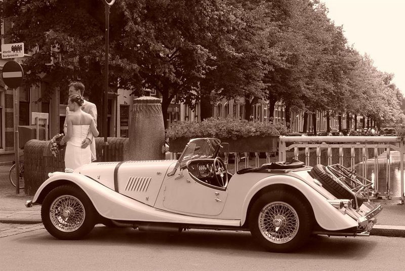 Te Huur Op De Mooiste Dag Van Je Leven , Een Morgan Roadster