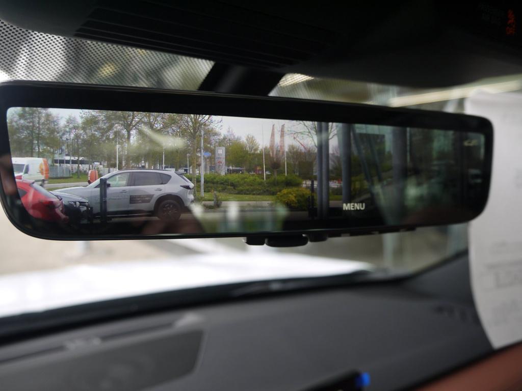 Mitsubishi Outlander 2.4 phev intense+