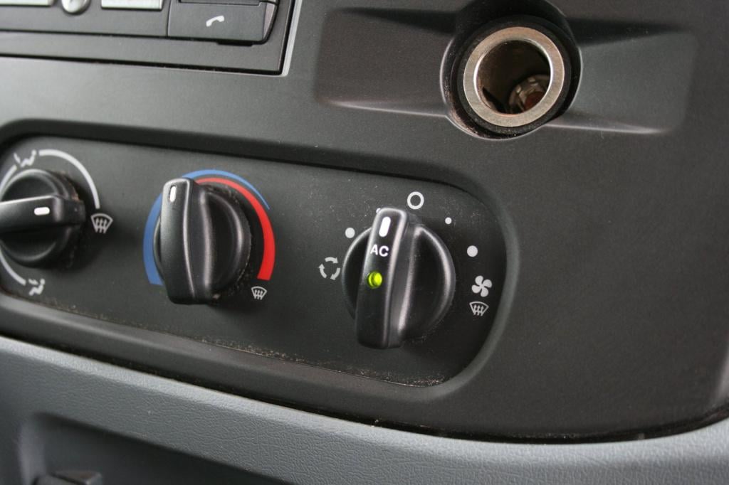 Ford Transit kombi 300s 2.2 tdci shd / 9 persoons