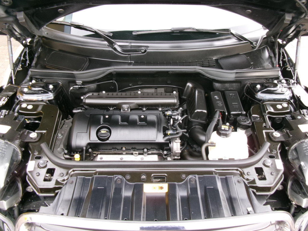 Mini Countryman one 1.6 airco, lm.velgen