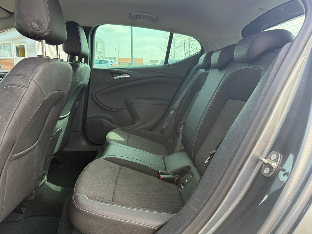 Opel Astra 1.4 innovation