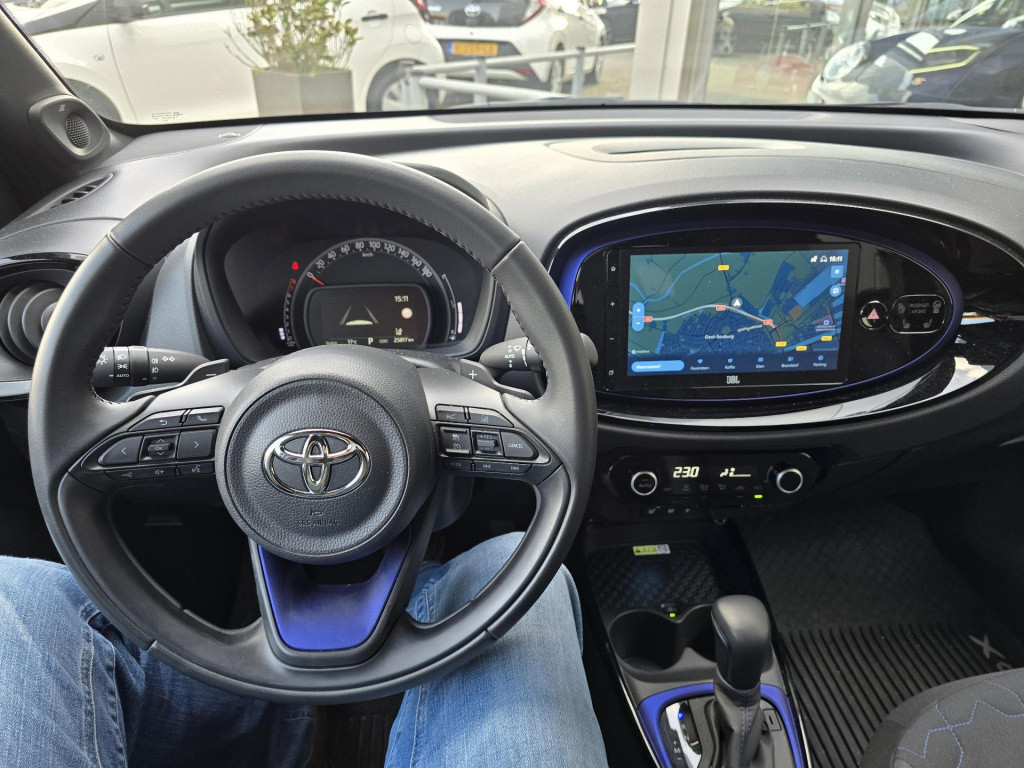 Toyota Aygo x 1.0 vvt-i s-cvt envy