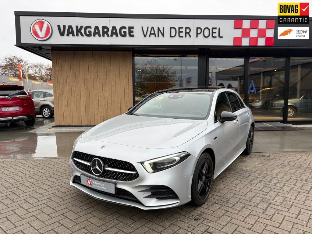 Mercedes-Benz A-Klasse 250 e business solution amg limited