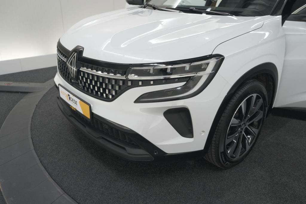 Renault Austral 1.2 e-tech full hybrid 200 techno | 360 camera | panoramada