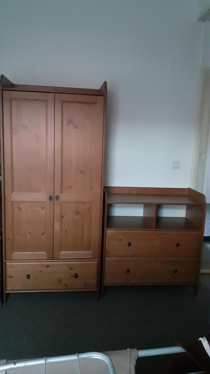 Kast en commode set