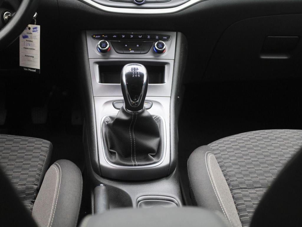 Opel Astra 1.2 edition apple carplay | climate control | parkeer sensoren |
