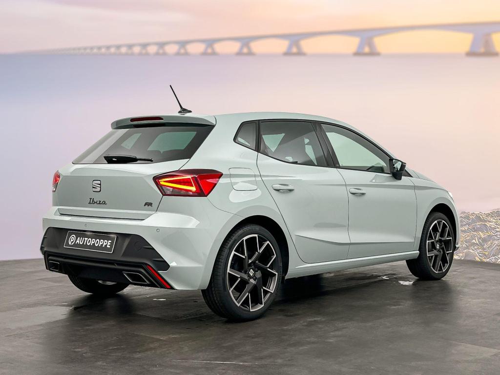Seat Ibiza 1.0 etsi fr business connect 95pk