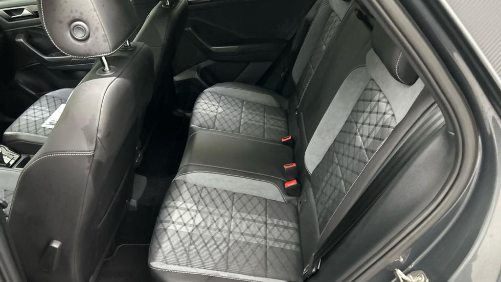 Volkswagen T-roc 1.5 tsi r-line black edition automaat , panoramaschuifdak 