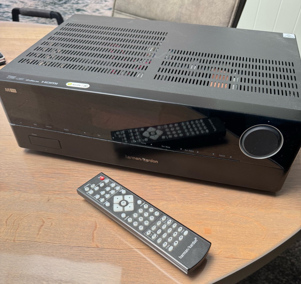 Receiver Harman Kardon AVR 151S (5.1)