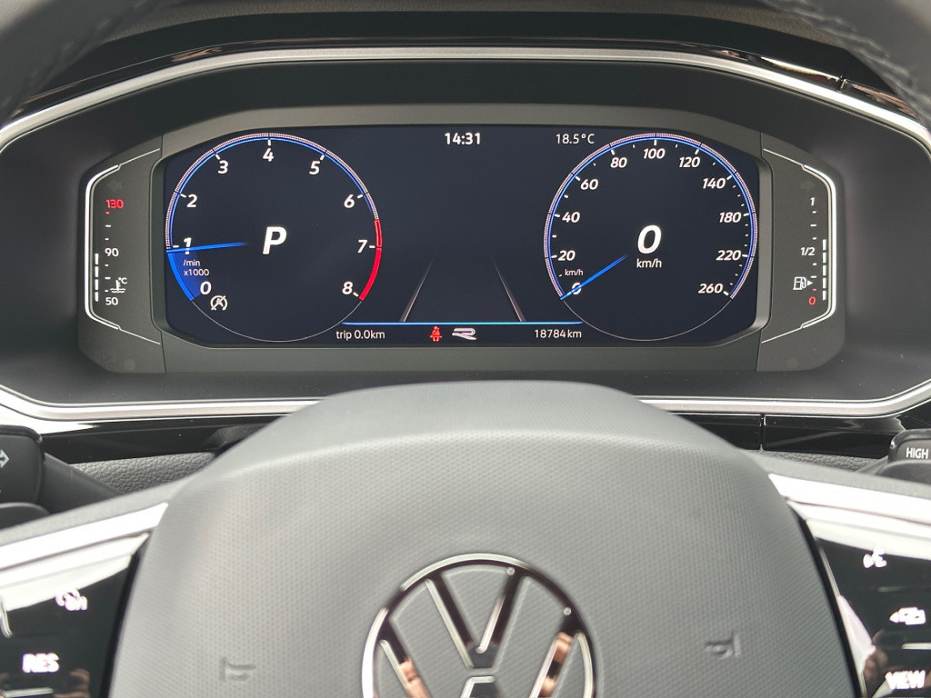 Volkswagen T-roc 1.5 tsi 150pk dsg r-line | camera | keyless | elek. achter