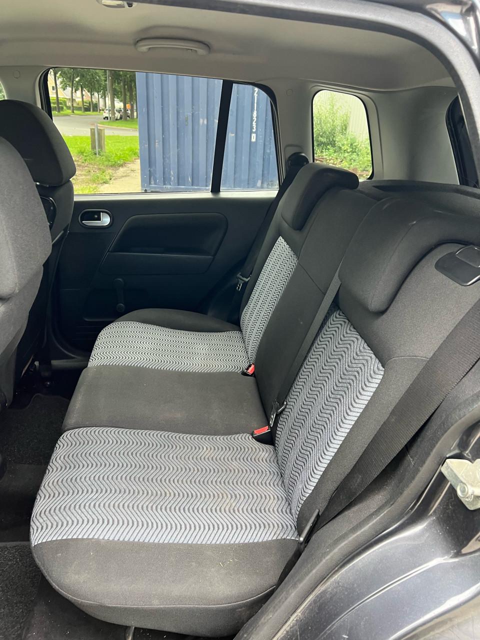 Ford Fusion 1.4-16V Futura hoge instap Jaar apk